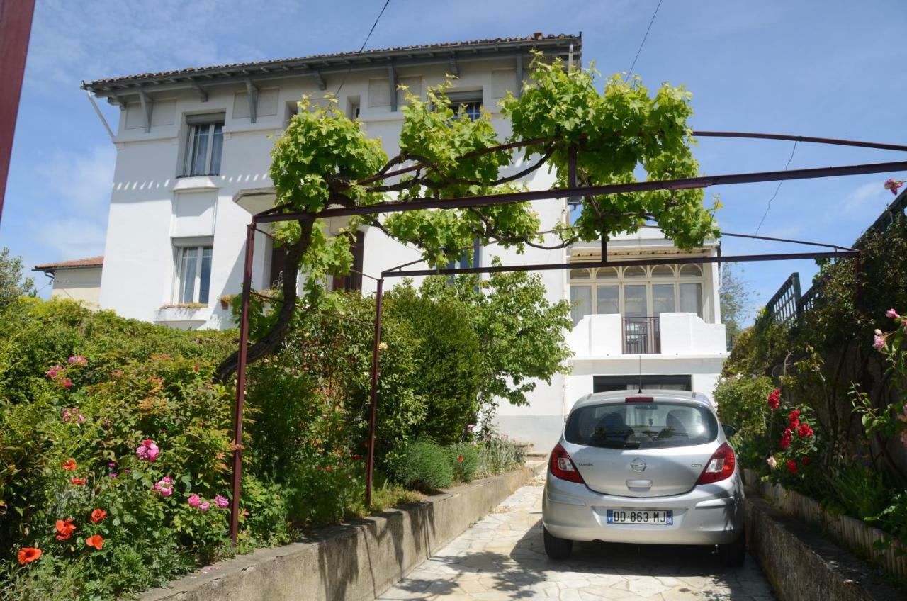 Jardin Du Petit Gatsby Carcassonne Exterior foto